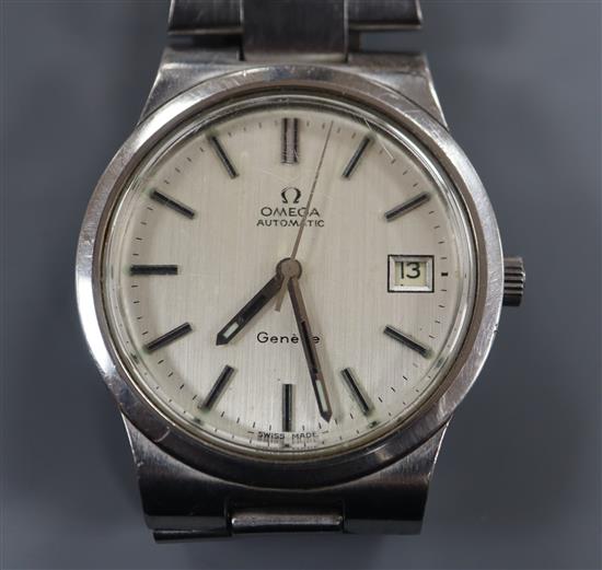 A gentlemans stainless steel Omega automatic wrist watch, on Omega bracelet.